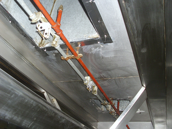 kitchen-exhaust-duct-cleaning---hood-(1).jpg
