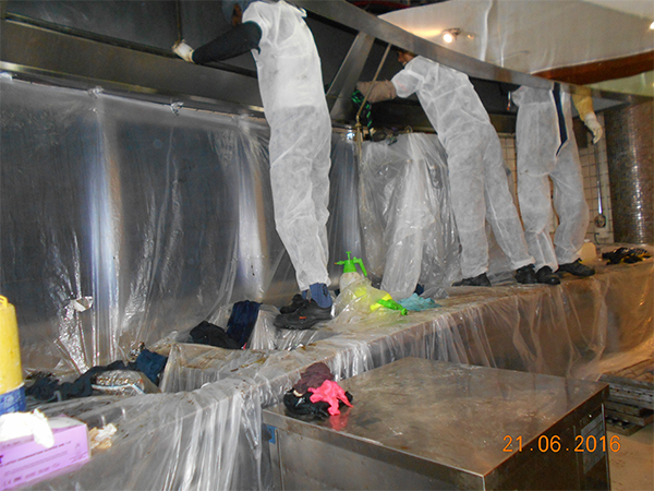 kitchen-exhaust-duct-cleaning---hood-cleaning-(11).jpg
